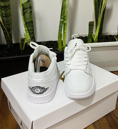 NIKE JORDAN BLANCO