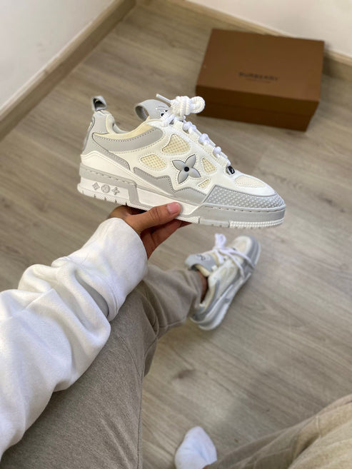 LOUIS VUITTON SKATE GRIS - BLANCO