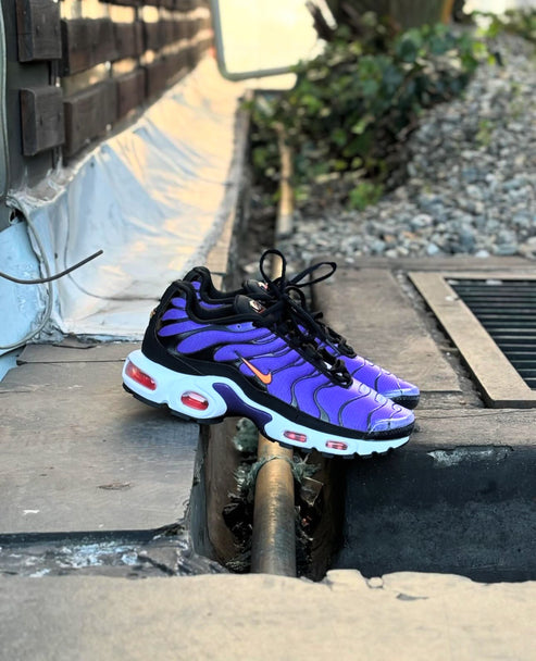 NIKE TN MORADO